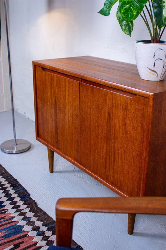 Image 1 of Vintage teak chest of drawers, sideboard, lowboard, Mid Century Danish