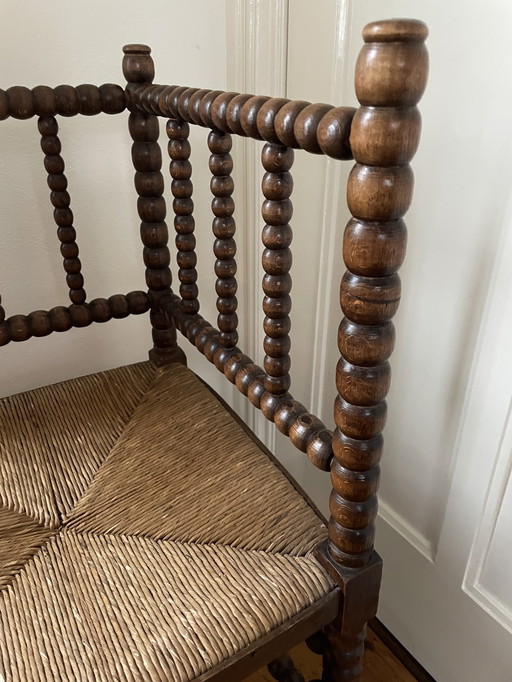 Bellissima vecchia pietra angolare di Bobbin