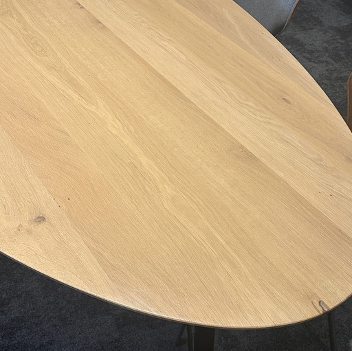 Theuns Montreal dining table - 270x120