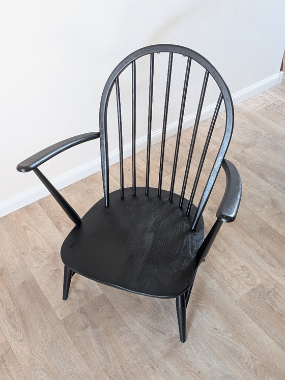 Image 1 of Vintage Ercol Windsor fauteuil - Model 305 (op maat gemaakt in zwart)