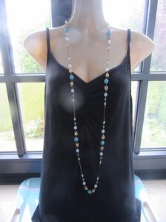 Collana lunga di perle Flapper retro vintage con targhetta metallica Express – Oggetti decorativi, Vetro (photo 2 of 10)