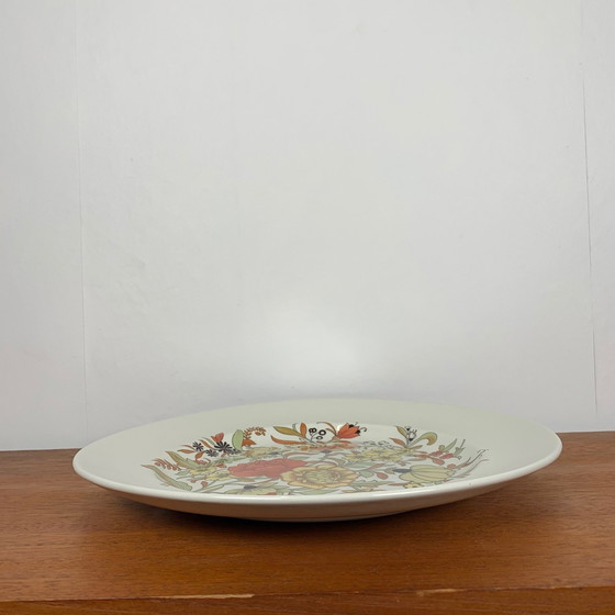 Image 1 of Très grand plat en pierre de fer du Staffordshire, Burleigh, motif floral, 1970