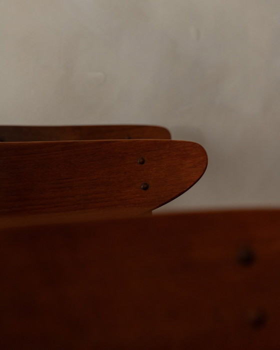 Image 1 of Set di 6 sedie da pranzo danesi di metà secolo · Teak e skai nero