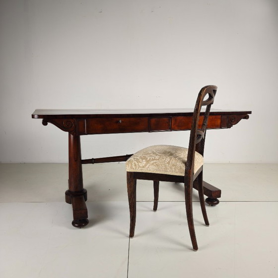 Image 1 of Engelse Regency-periode begin 19e eeuw / Schrijftafel in de bibliotheek van Willem IV