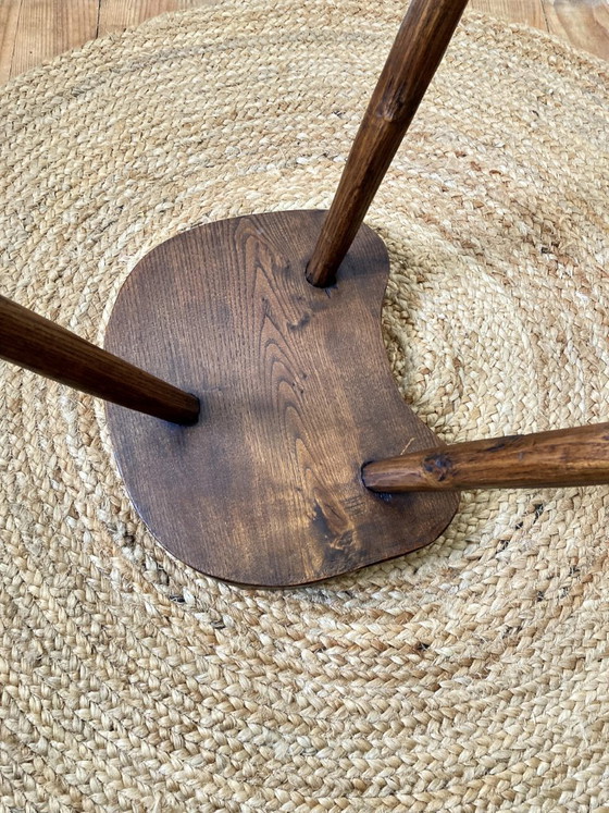Tabouret tripode ancien en bois massif, fabrication artisanale, Marron, Rustic (photo 10 sur 11)