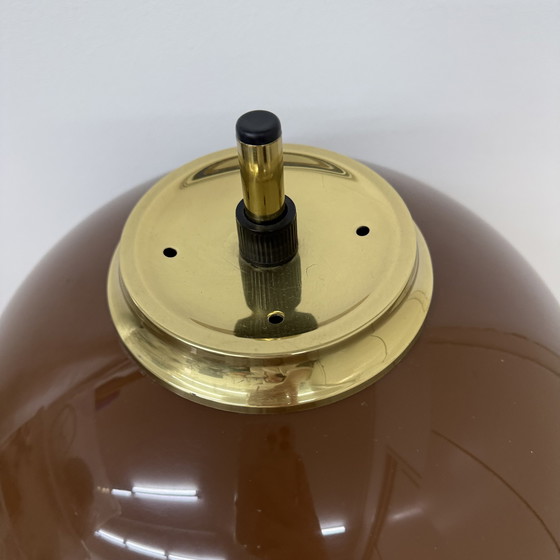 Image 1 of Lampada da tavolo vintage a fungo con base in metallo dorato , anni '70