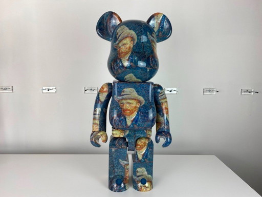 Bearbrick Van Gogh Museum Self-portrait with gray Felt Hat 1000% MEDICOM toys
