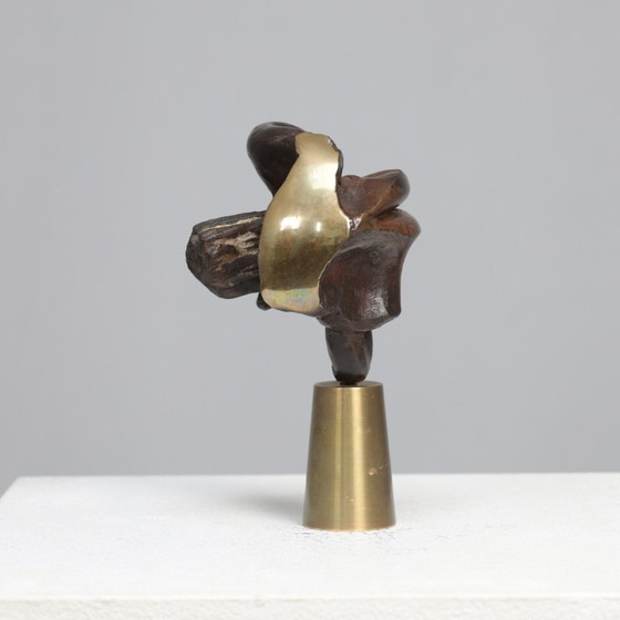 Image 1 of Mia Moreaux. Escultura de bronce «Labios» con base de latón, Bélgica, década de 1990