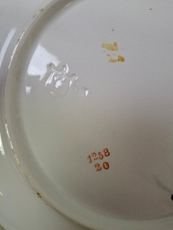 Image 1 of Due piatti da parete in ceramica con scena di fattoria