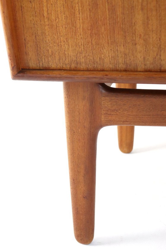 Image 1 of Credenza Svend Aage Madsen per K. Knudsen & Son vintage 
