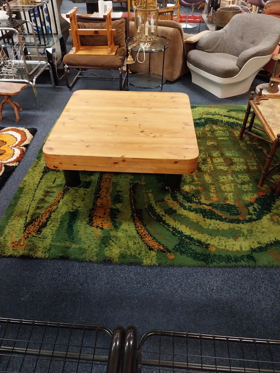 Image 1 of 1x 1970's grenenhouten salontafel Frankrijk 100 x 100cm 12cm dik blad 35cm hoog