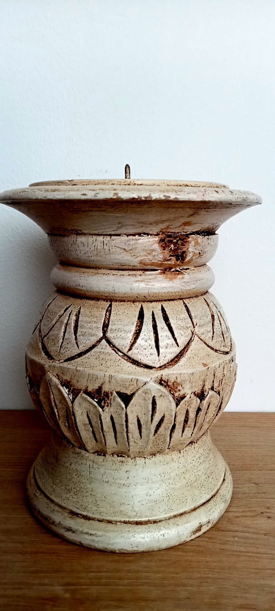 Image 1 of rustikaler Kerzenständer aus massivem Holz aus Nepal