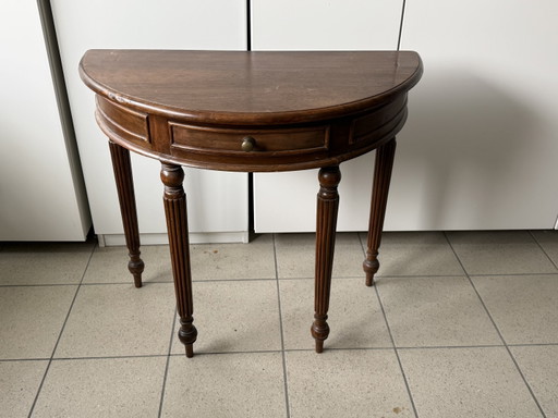 Console en forme de croissant de style colonial