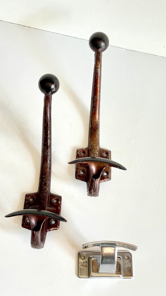 Image 1 of 3 Vintage Antieke Metalen PADS