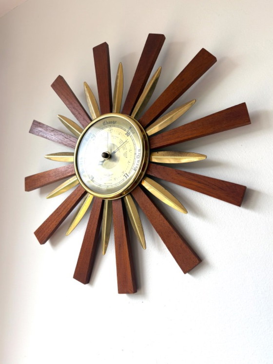 Beautiful vintage MCM starburst or sunburst barometer 60s – Clocks, Wood (photo 2 of 7)