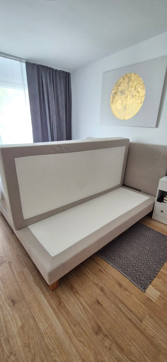 Image 1 of Base de cama con somier Swiss Sense de 180x200 cm, como nueva.