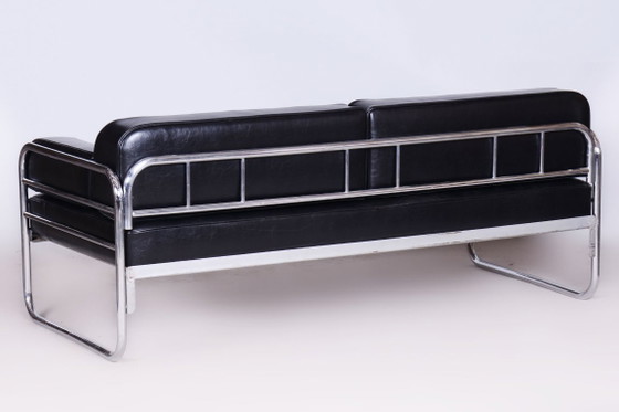 Sofá Bauhaus restaurado, de Vichr a Spol., cromo, cuero, checo, década de 1930. – Leather, Metal (photo 9 of 13)