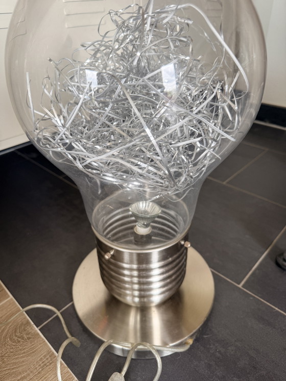 KARE Design 67990 – Giant Light Bulb Table Lamp – C. 2010 – Aluminium, Glass (photo 7 of 8)