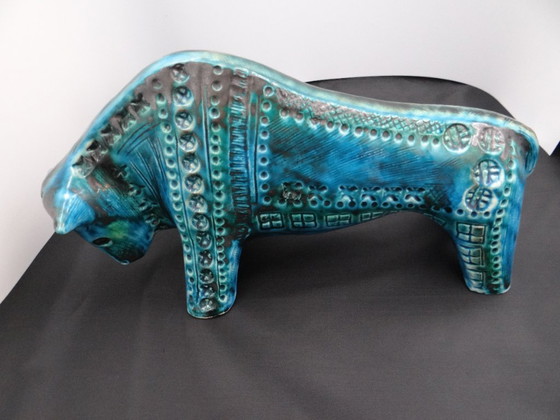 Jema Holland Stier 79, Großer modernistischer Retro-Kunst-Keramikstier – Bildhauerei, Ceramic (photo 10 of 15)