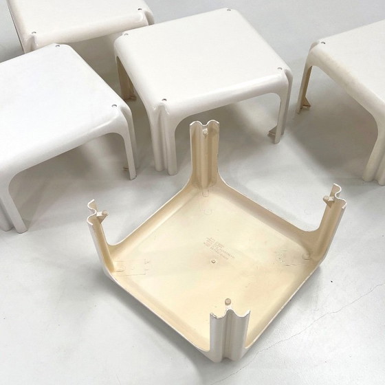 Set of 5 Elena Stacking Tables by Vico Magistretti for Artemide, 1970s – Side tables, Plastic (photo 8 of 9)
