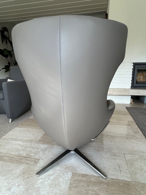 Dos sillones giratorios Leolux Caruzzo