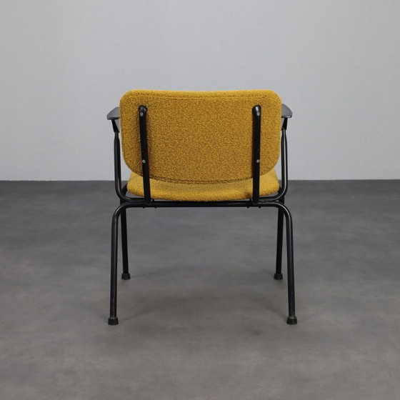 Image 1 of Sillón de Ahrend de Cirkel, 1969 - Retapizado en Bouclé