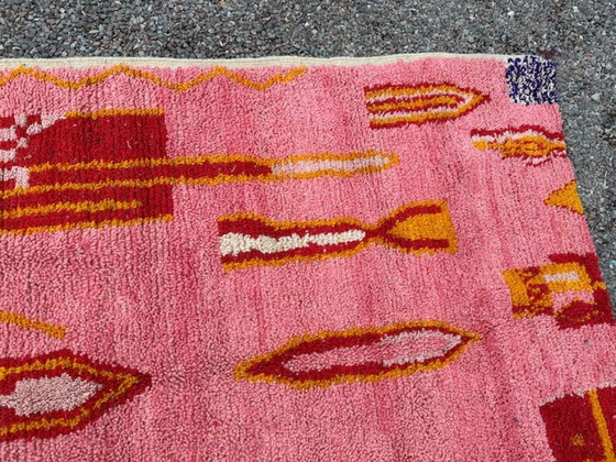 Image 1 of Magnificent handcrafted rug 200cm x 300cm