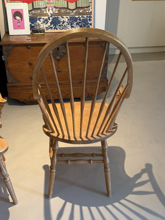 Vintage Windsor Spijlenstoelen Met Armleuning – Eetkamerstoelen, Wood (photo 3 of 5)