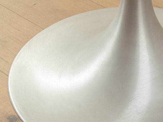 Image 1 of Mesa de centro de mosaico con pie de tulipán