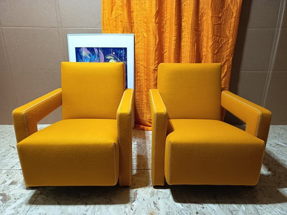 Image 1 of CASSINA Paire de fauteuils Utrecht 637 NEUF 2026 en laine KVARD Moutarde par Gerrit Rietveld