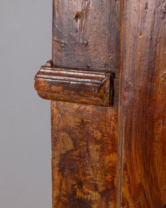 Armadio classico piemontese in noce del primo Settecento – Legno (photo 4 of 22)