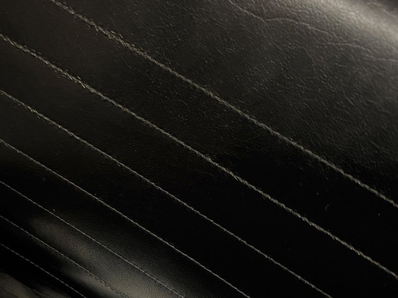 Image 1 of Vintage zwartleren eetkamerstoelen | prachtige staat  