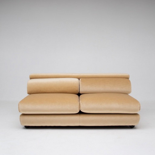 Canapé 2 places en velours beige