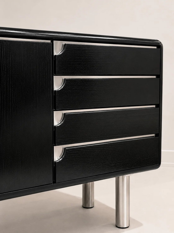 Vintage dressoir in zwart gebeitst eikenhout – Wood, Chrome, Postmodern (photo 3 of 6)