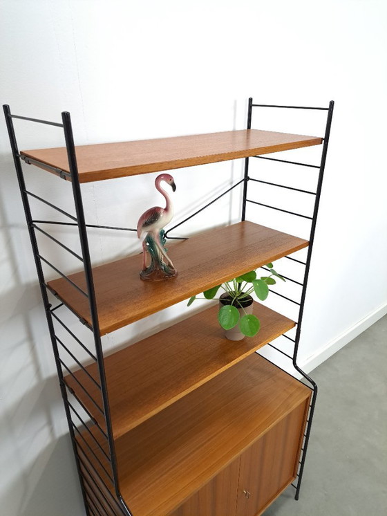 Image 1 of Armario modular WHB de diseño en teca con tres estantes