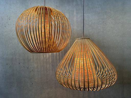 2x wicker pendant lamp
