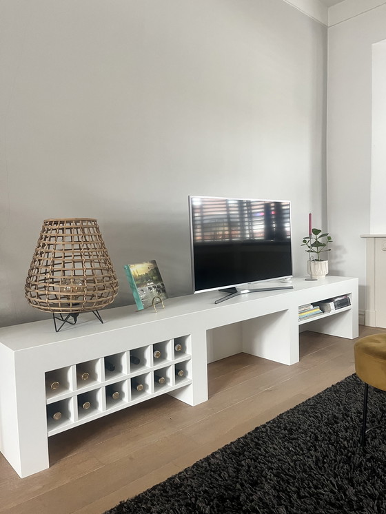Image 1 of Meuble TV avec Wijnrek