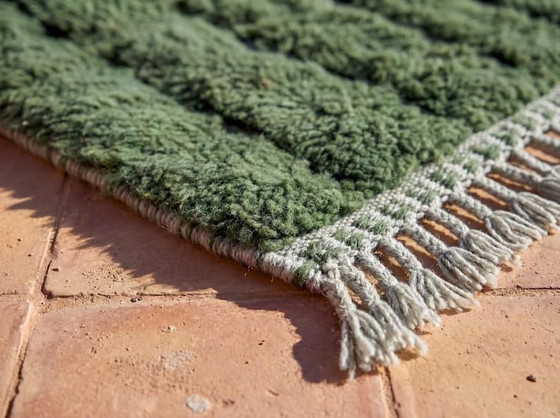 Image 1 of Handmade pure wool rug, traditional craftsmanship, size 250/150 cm, green