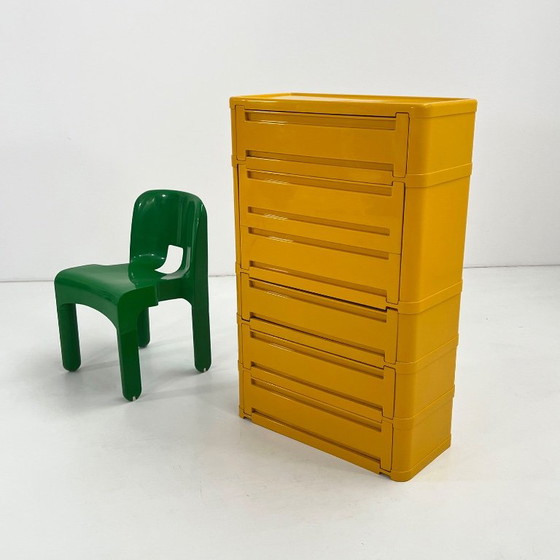 Cómoda amarilla de 6 cajones, modelo 4964, diseñada por Olaf Von Bohr para Kartell en la década de 1970. (photo 8 of 9)