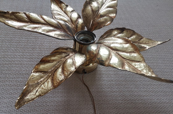 Image 1 of Bloemvormige wandlamp uit het midden van de 20e eeuw van Willy Daro, Hollywood Regency, vintage uit de jaren 70