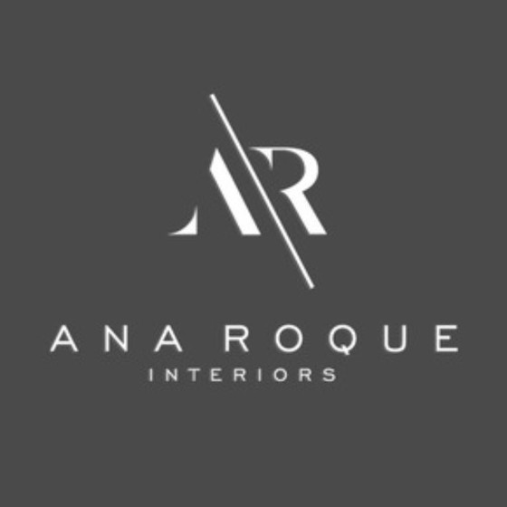 Image 1 of ANA ROQUE „Pierre“ Geschwungenes Sofa – Beigefarbener Samt & Goldfarbenes Metallgestell – 375 cm