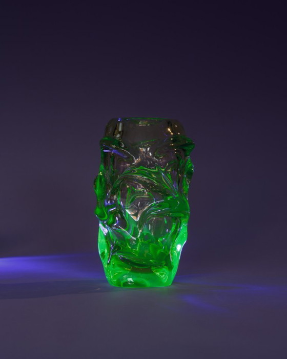 Image 1 of Jan Kotik Beránek Glassworks Art Uranium Glass Iconic Vintage Vase Propeller MCM