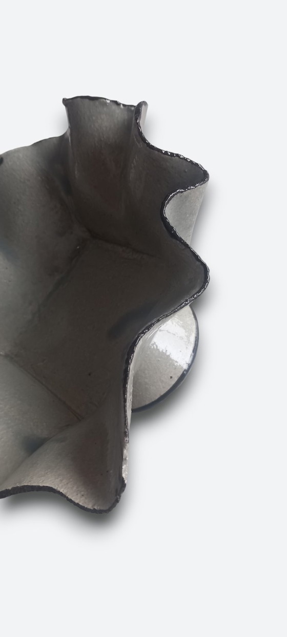 Image 1 of Studio ceramic bowl on foot with organic shape and gray glaze – signed studio mark