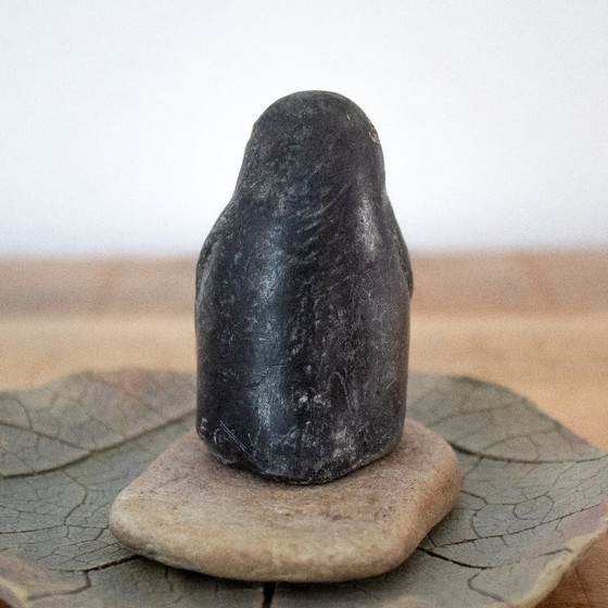 Image 1 of Statuetta vintage di pinguino cucciolo di Wolf Canada