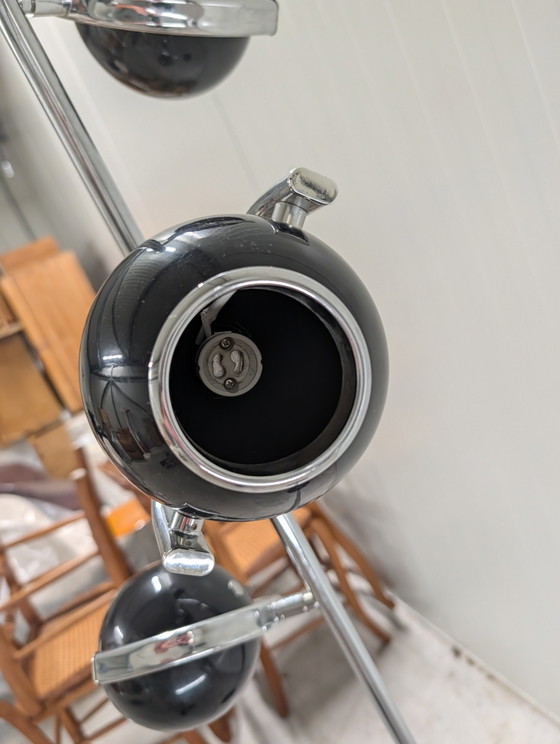 Vintage-style Space Age Floor lamp with three adjustable black eyeball spots – Floor lights, Metal, Chrome (photo 3 of 6)