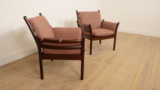 Image 1 of Set of 2 vintage armchairs | Illum Wikkelsø for Silkeborg | Model Genius | Mahogany