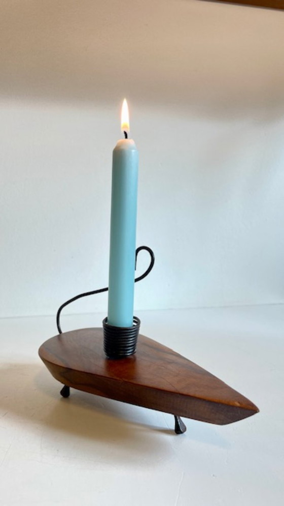 Image 1 of Brutalistische olijfhouten kaarsenhouder vintage