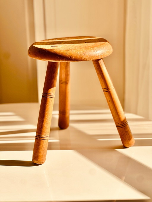 Sgabello da mungitura vintage a tre gambe