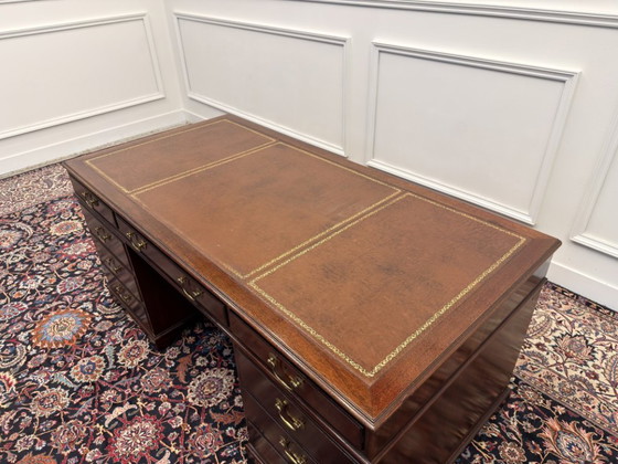 Scrivania inglese classica con pelle marrone – Scrivanie, Leather, Wood (photo 15 of 17)