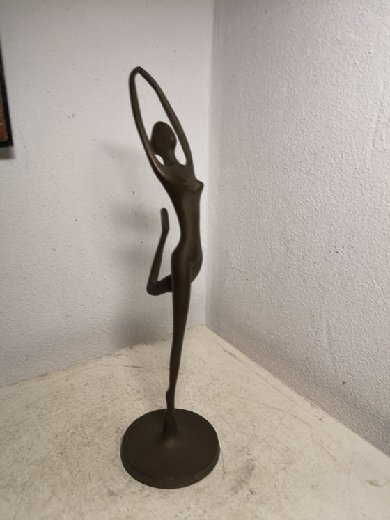 Vintage Modernist Brass Sculpture Ballerina – Unique Patina – 1980s (photo 7 of 8)